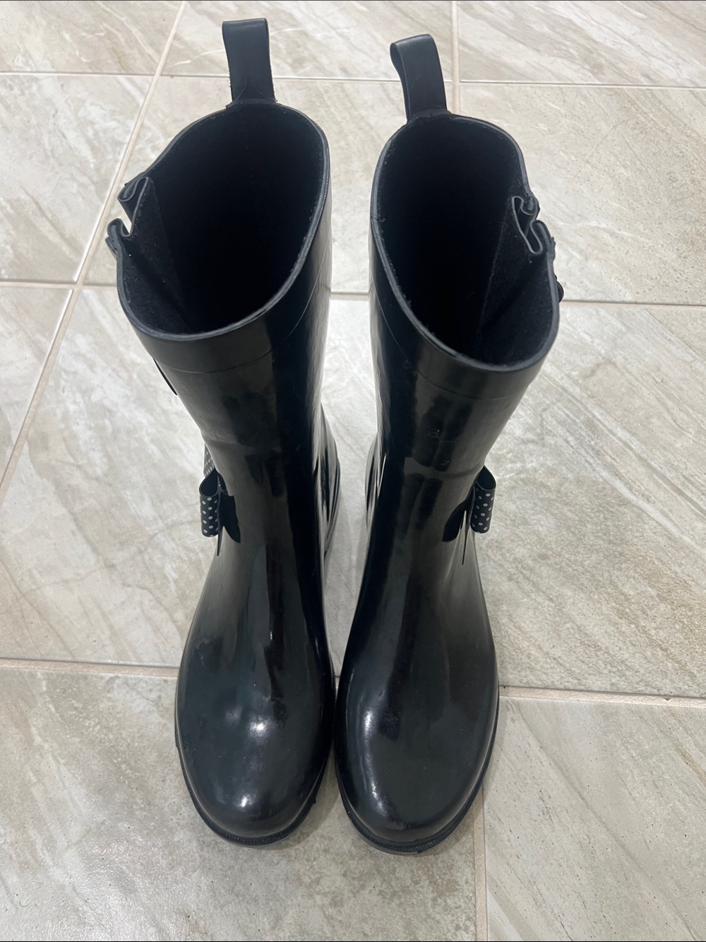 Capelli of New York Black Glossy Rain Boots with Side Bow